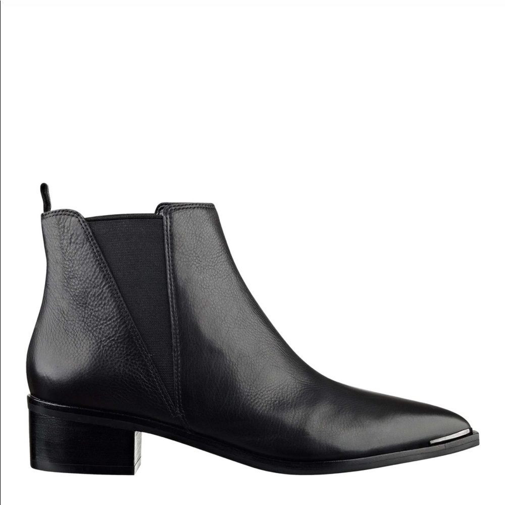 Marc Fisher LTD YALE POINTY TOE CHELSEA BOOTIE women’s size 7.5